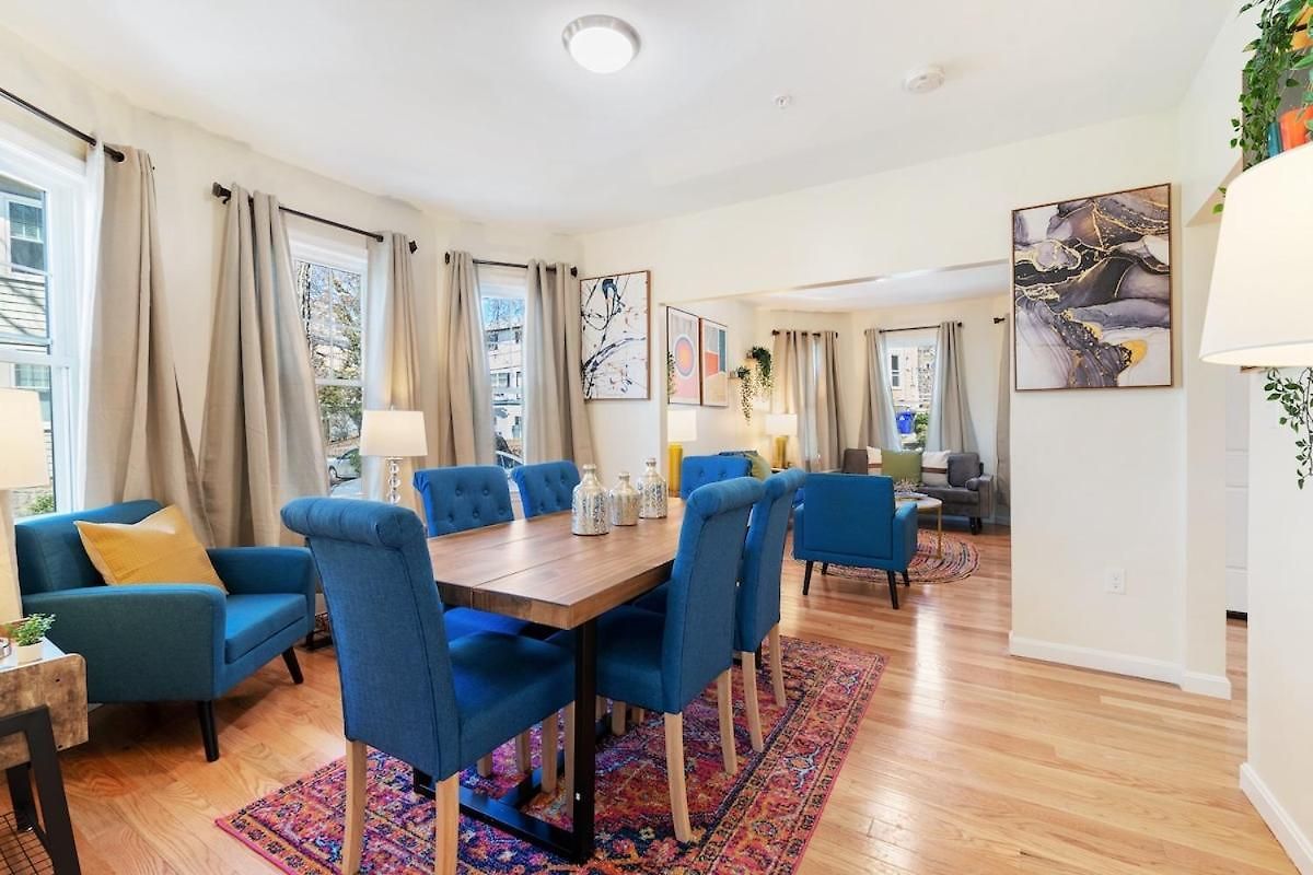 Beautiful 2br In Savin Hill Boston