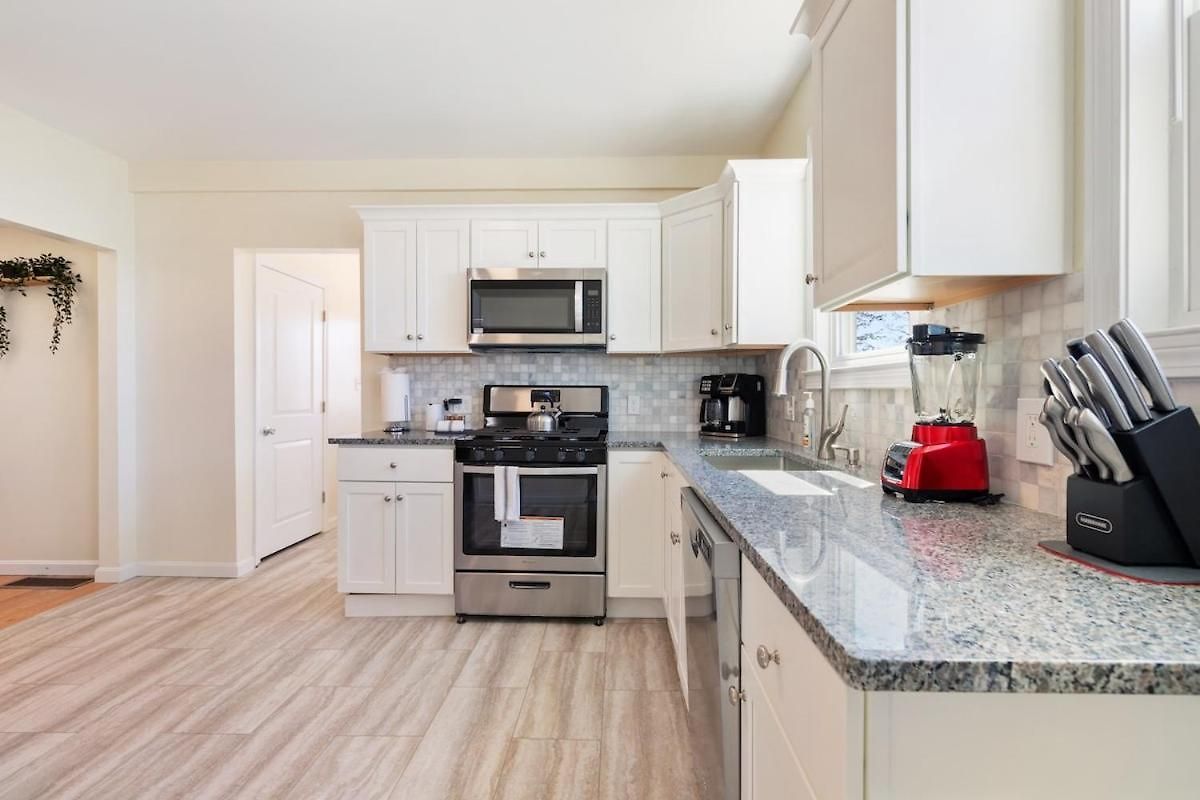 Apartment Beautiful 2br In Savin Hill Boston
