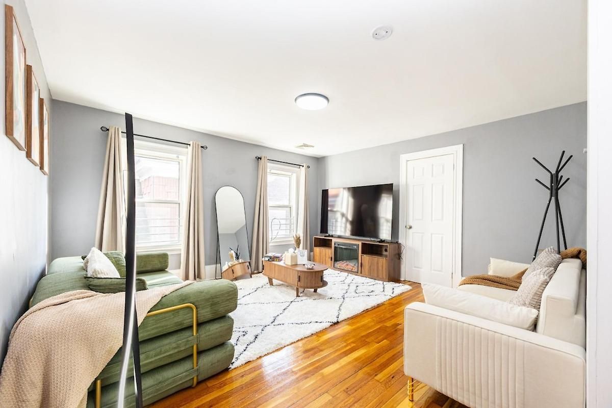 Apartment Cozy 3bd, 1ba In - Franklin Park Zoo, Common Boston