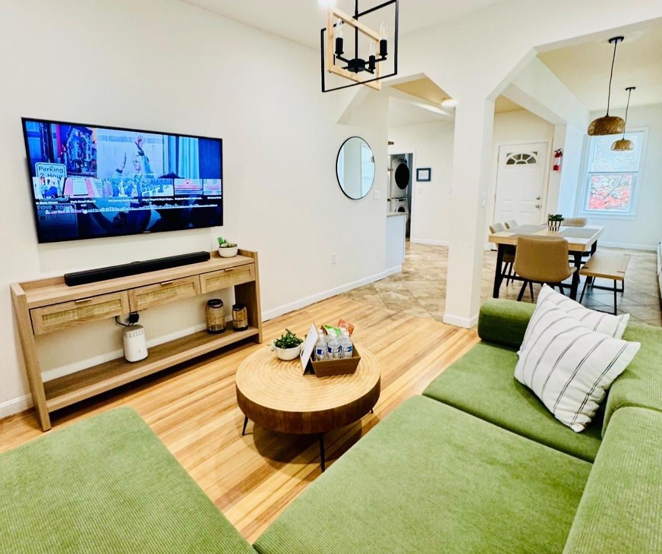 Apartment Spacious 3br Near Free Parking *