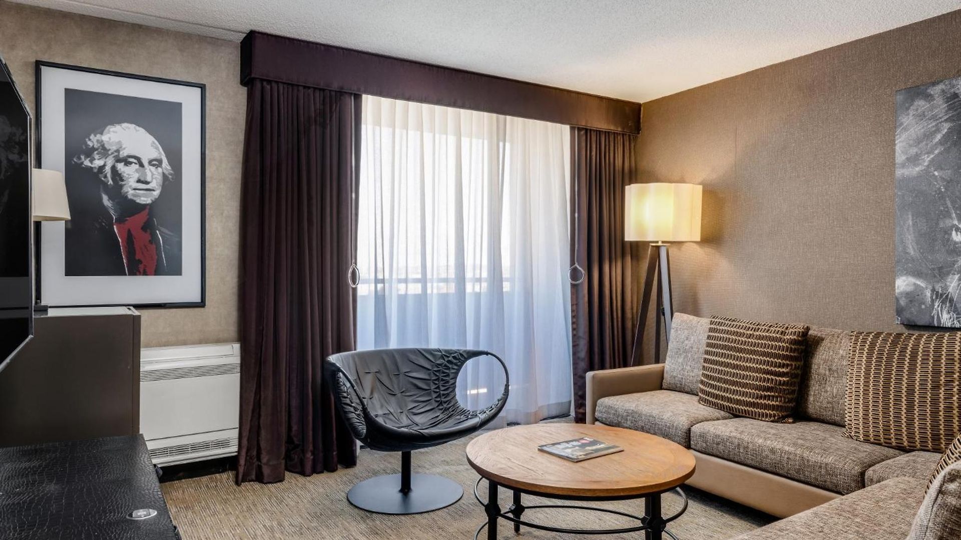 Revere Common 4*