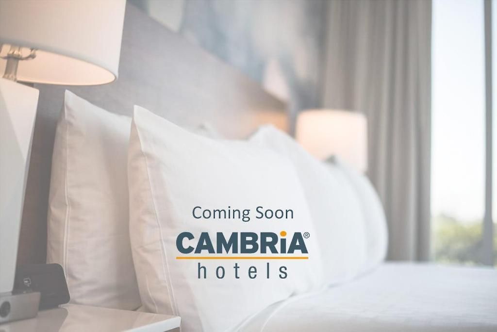 Hotel Cambria Logan Airport Boston