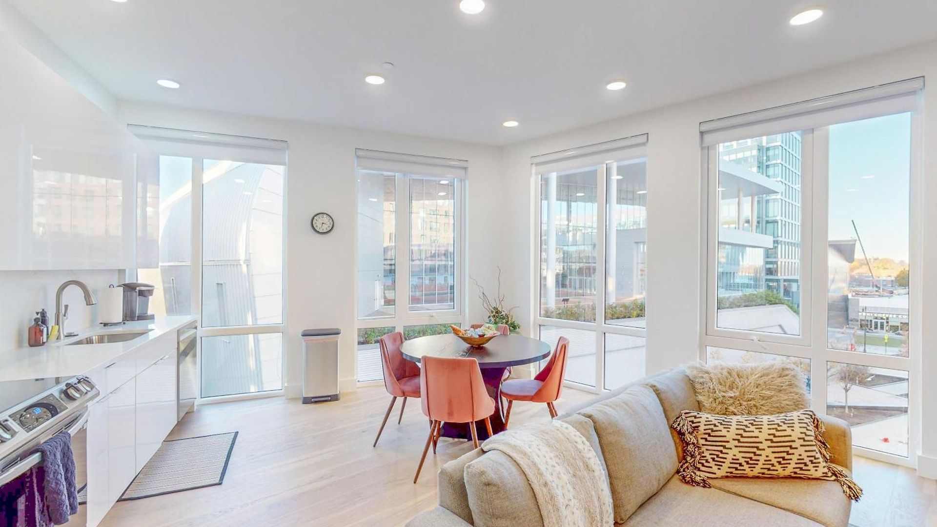 Apartment Luxury 2-bed At The Vera Rooftop Deck, Near Mbta