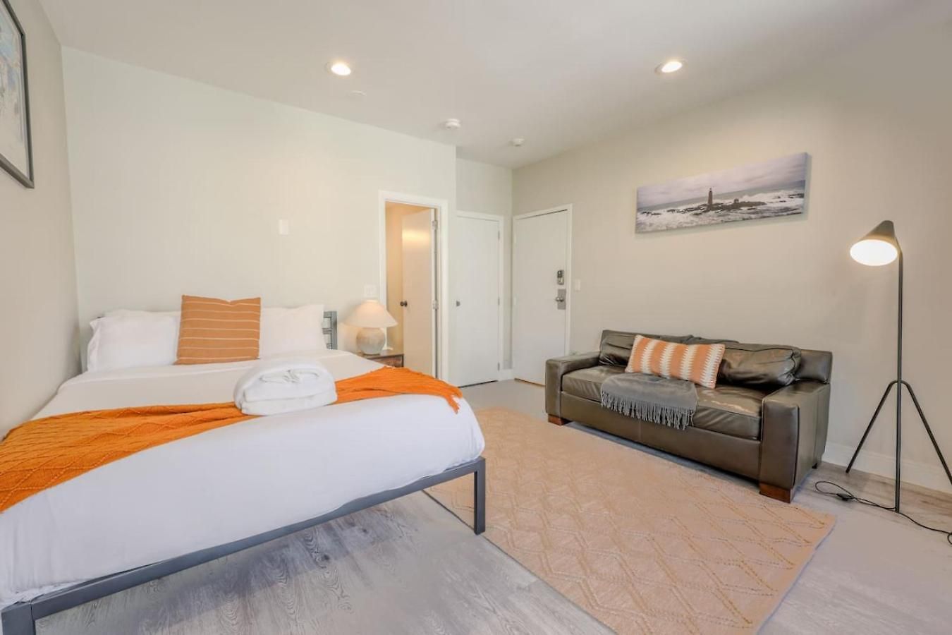 Apartment Sleek In The South End Boston
