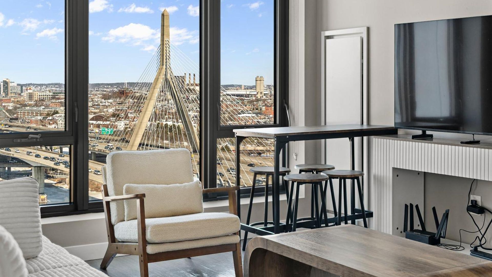 Beautiful Centrally Located 3 Bedroom Boston