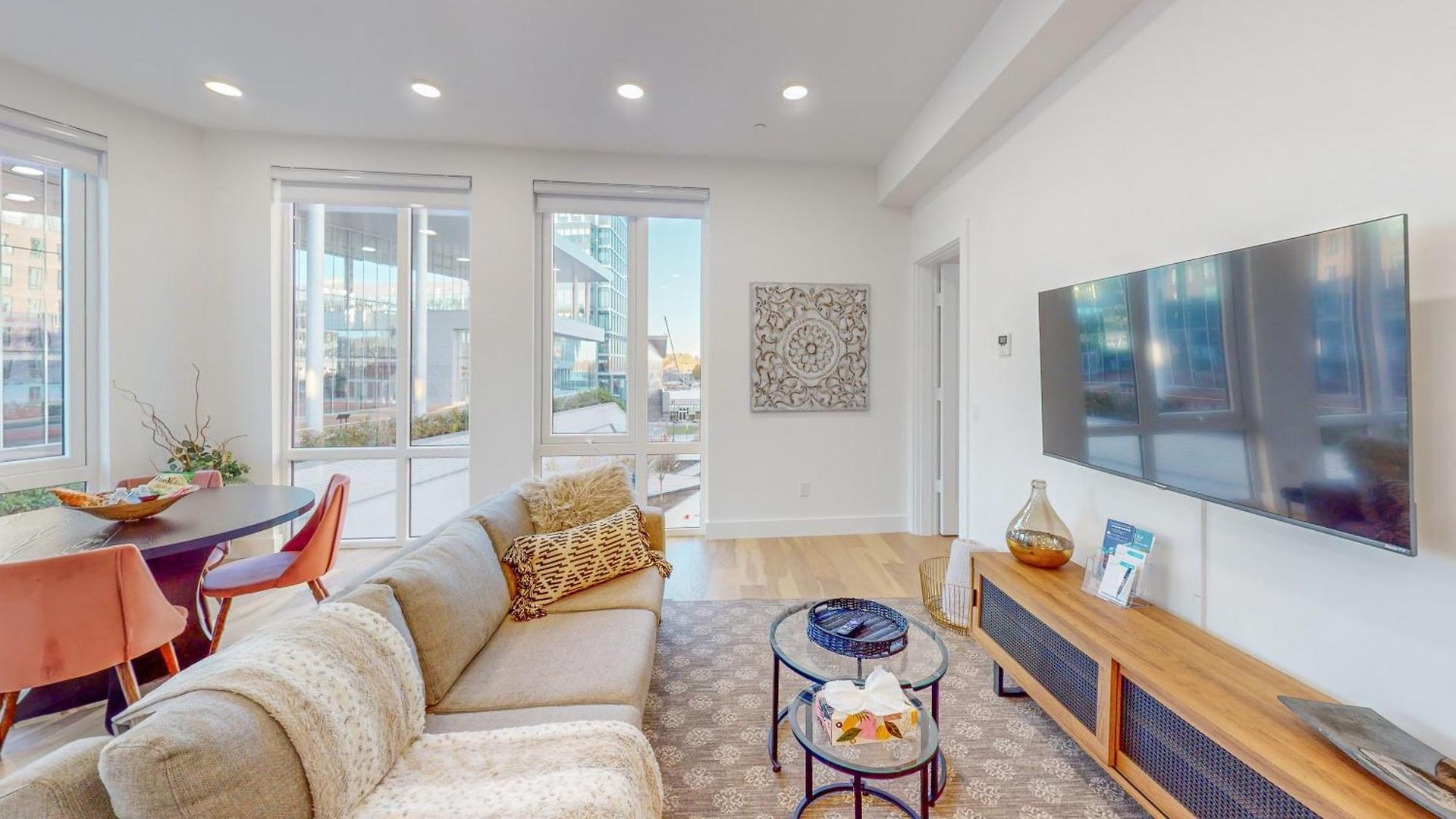Luxury 2-bed At The Vera Rooftop Deck, Near Mbta