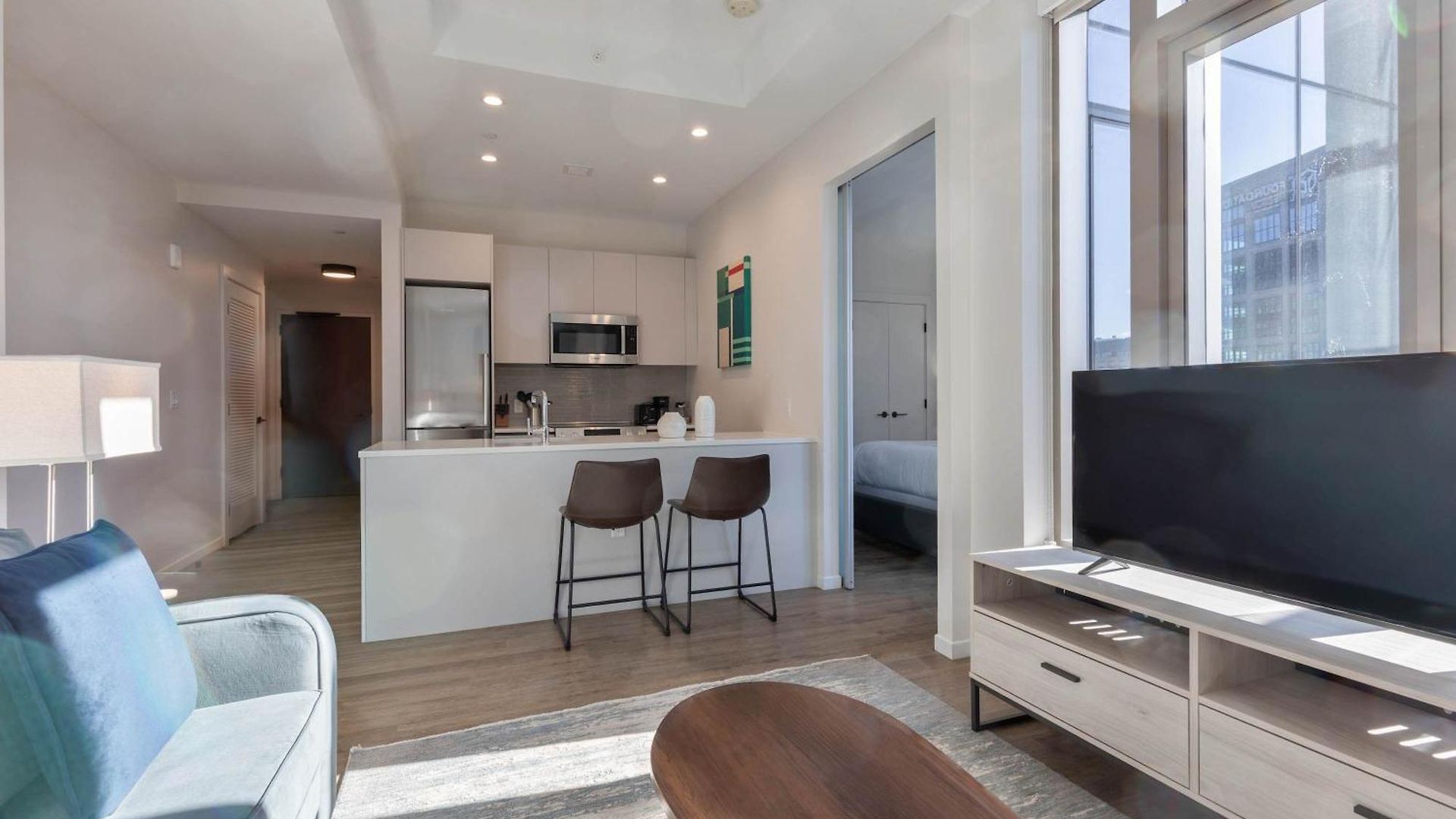 Luxury Modern Heart Of Seaport Apartment