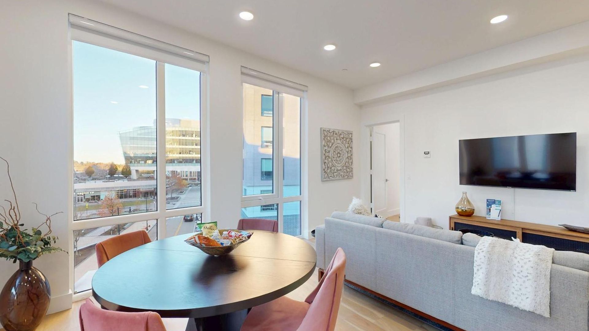 Apartment Luxury 2-bed At The Vera Rooftop Deck, Near Mbta *