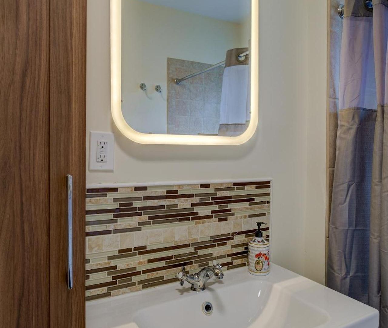 Spacious 2br * Boston