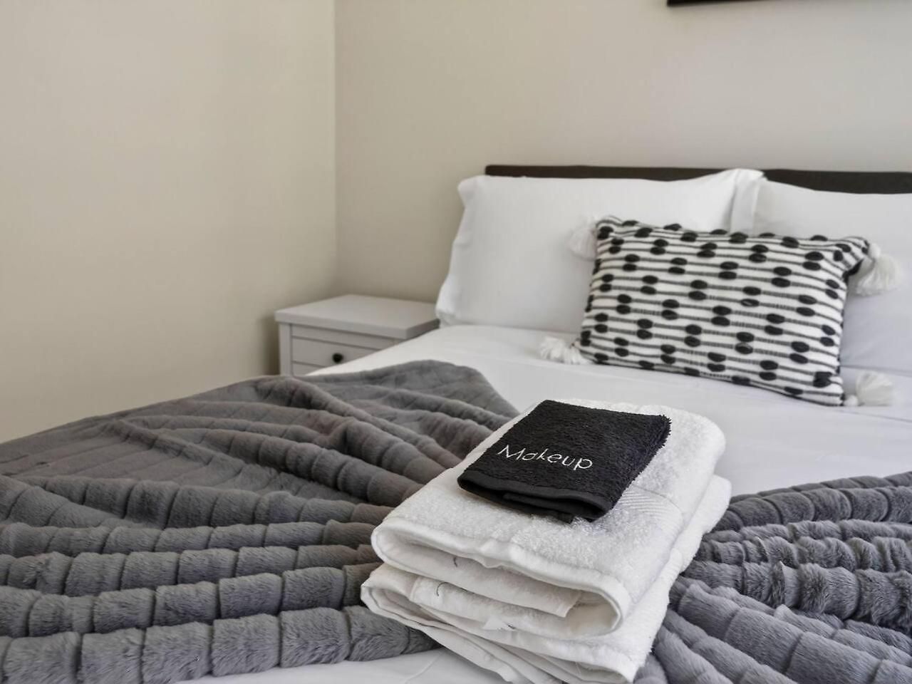 Apartment Charming 2br In *