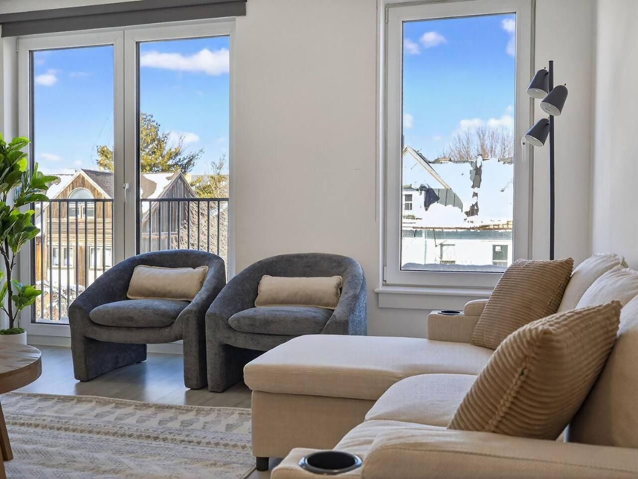 Luxe 3bd Allston Apartment Boston