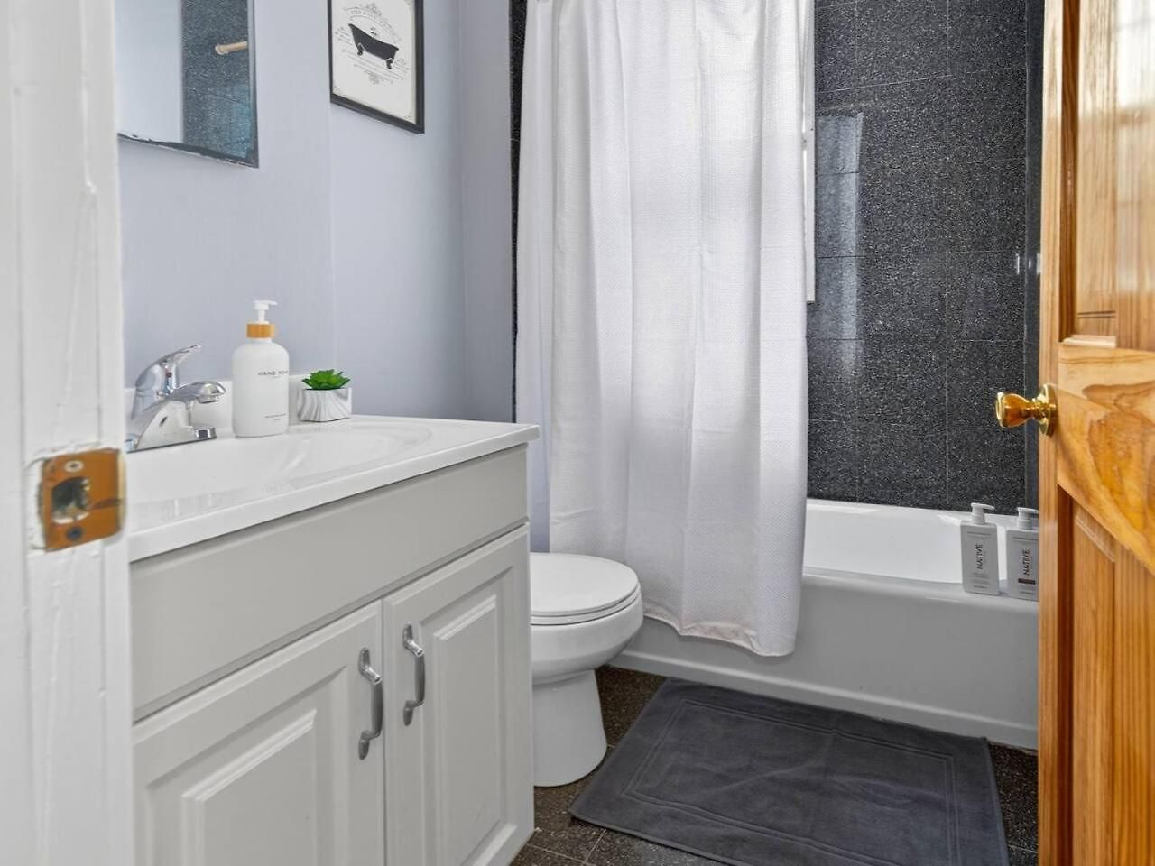 Charming 2br In * Boston