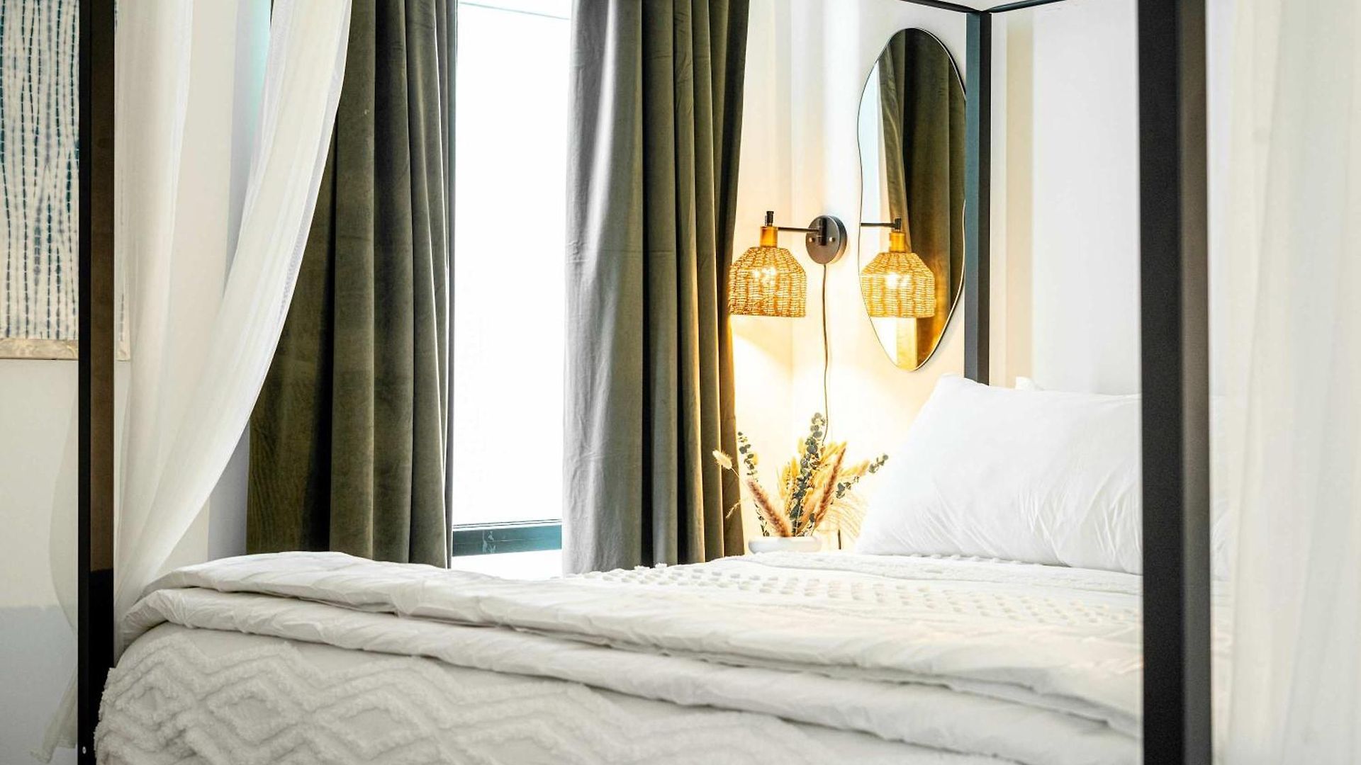 South End Fireplace Gym & Pool Access * Boston