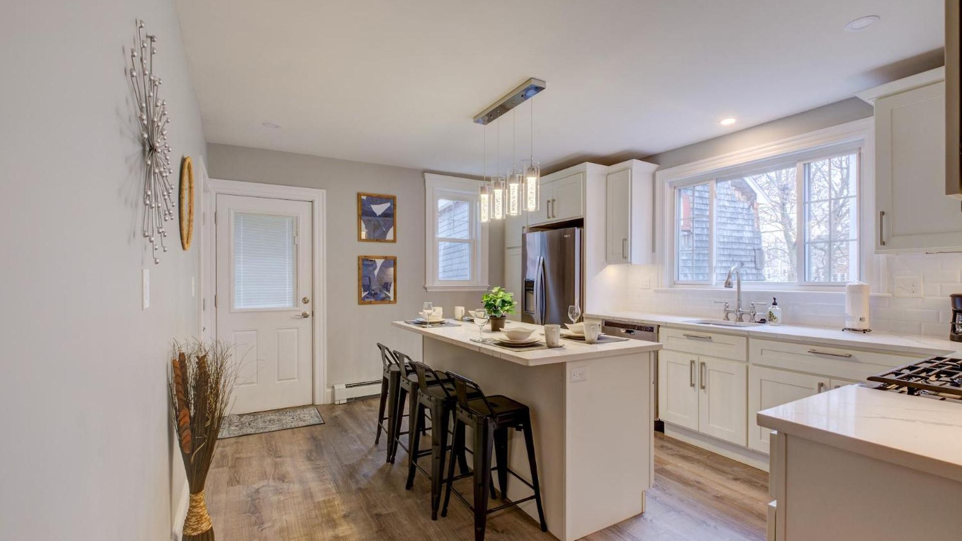 Spacious 2br *