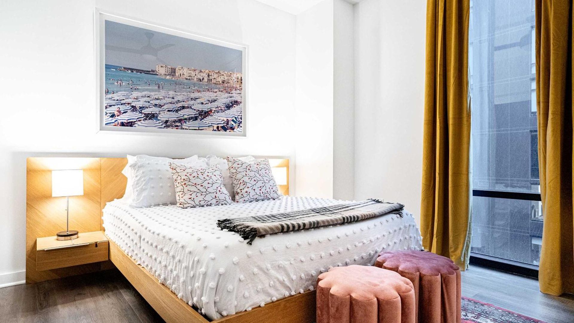 South End Fireplace Gym & Pool Access * Boston