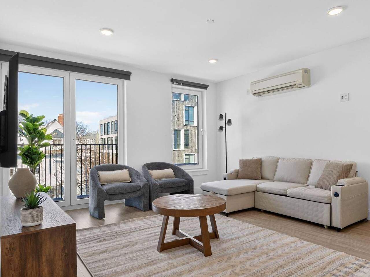 Apartment Luxe 3bd Allston *