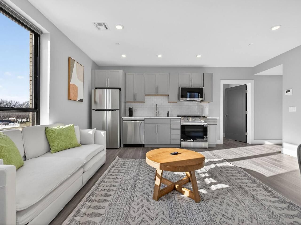 Luxe 3bd Brighton Apartment Boston
