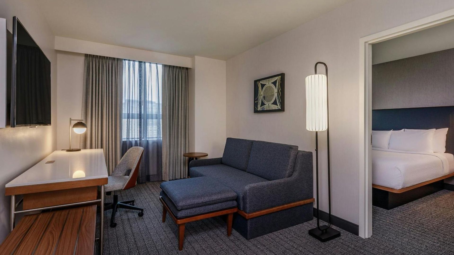 Hotel Courtyard By Marriott Downtown 4*