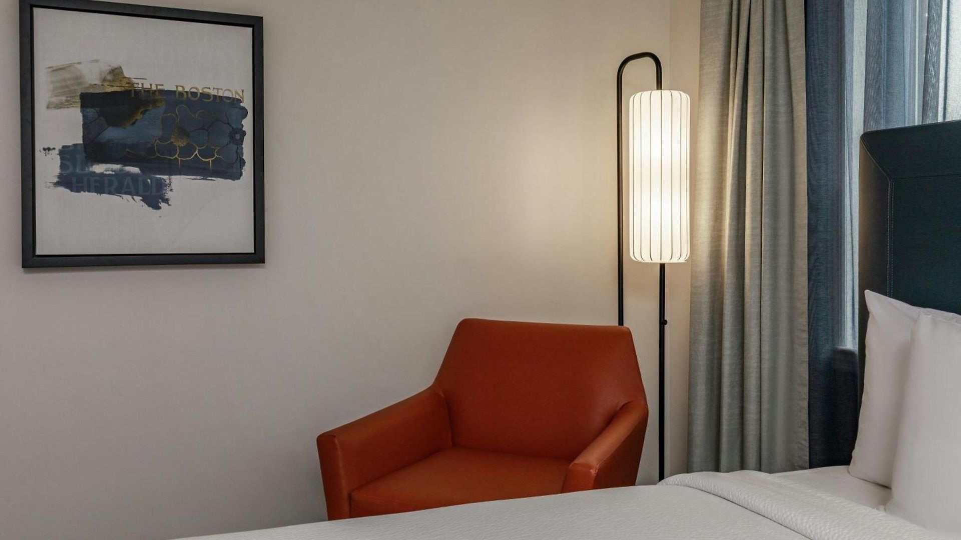 Courtyard By Marriott Downtown Hotel Boston
