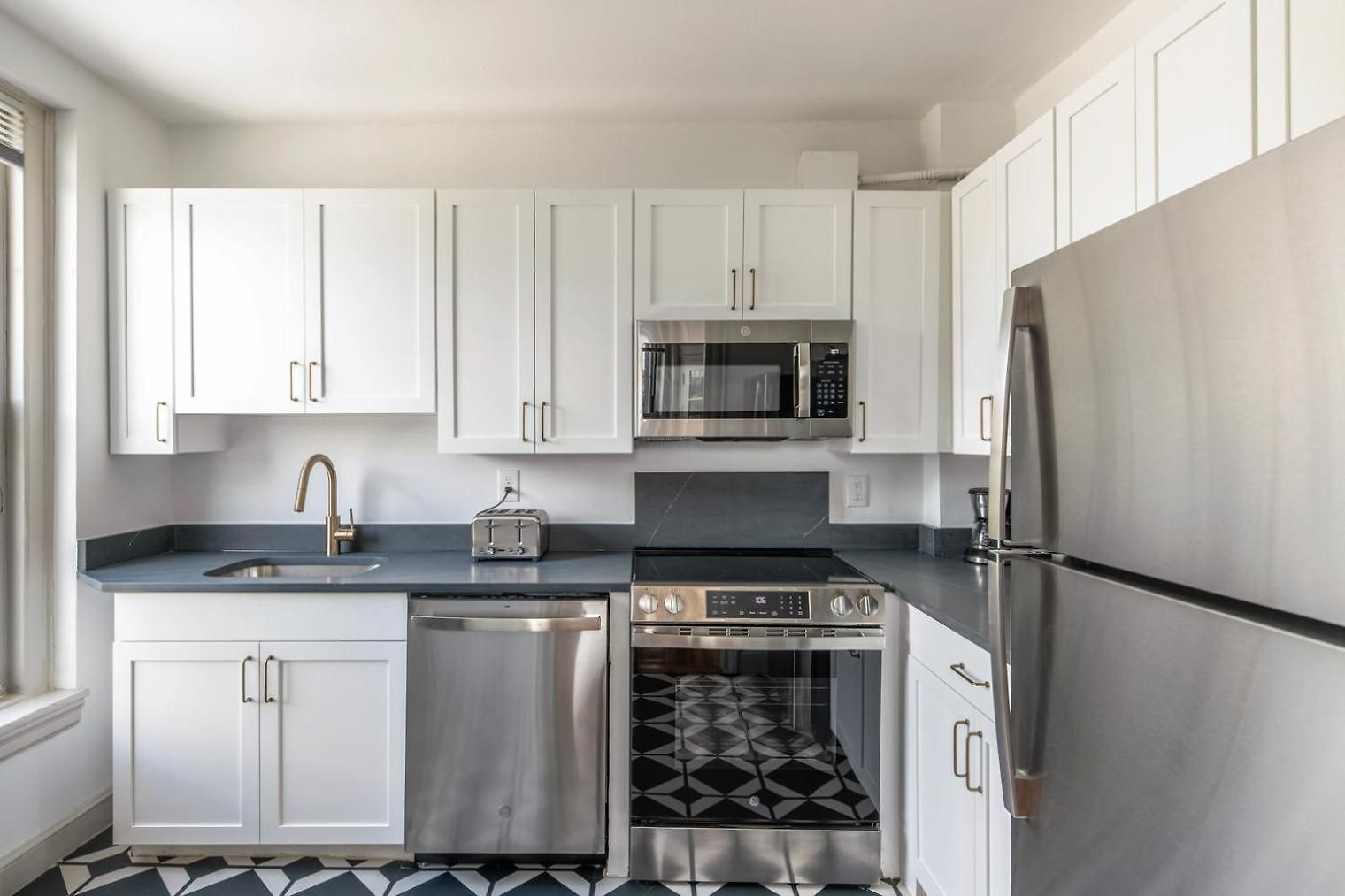 Apartment Blueground North Brookline Washer Nr Beacon St Bos-1177 Boston