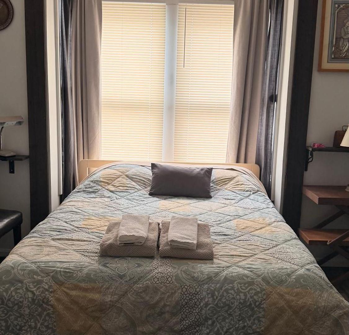 Private Rooms, Shared Bath In A Private Minutes From Logan Airport Homestay