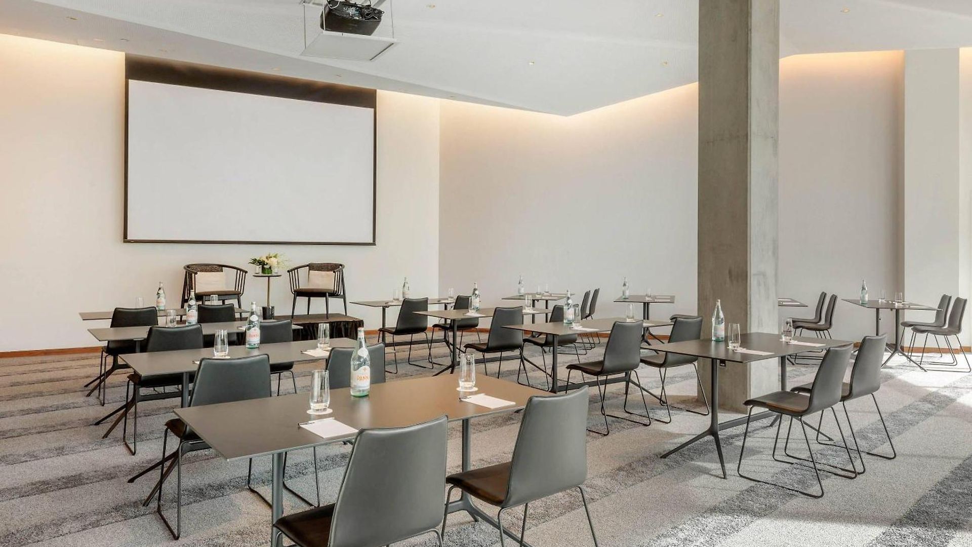 Cambria Downtown - Seaport 4* Boston