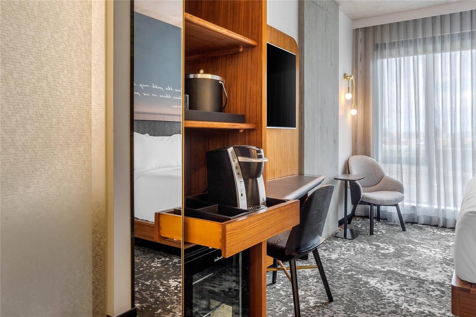 Cambria Downtown - Seaport 4*