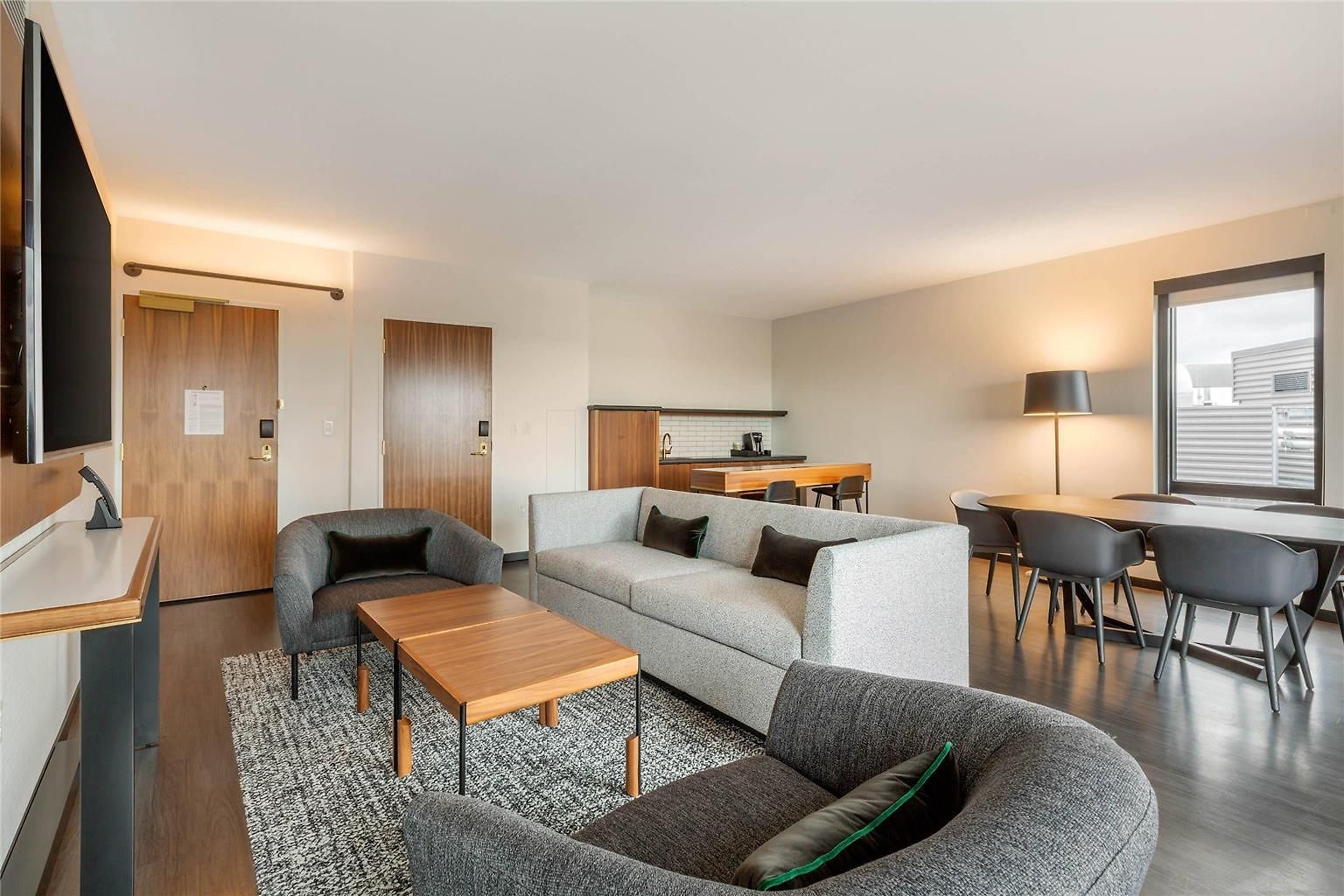 Cambria Downtown - Seaport 4*