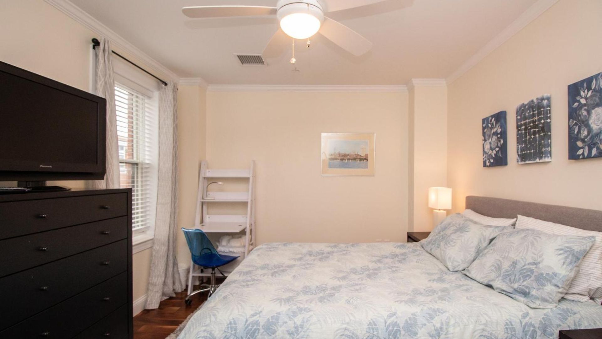 2 Bedroom Unit W Elevator & In-unit Laundry * Boston