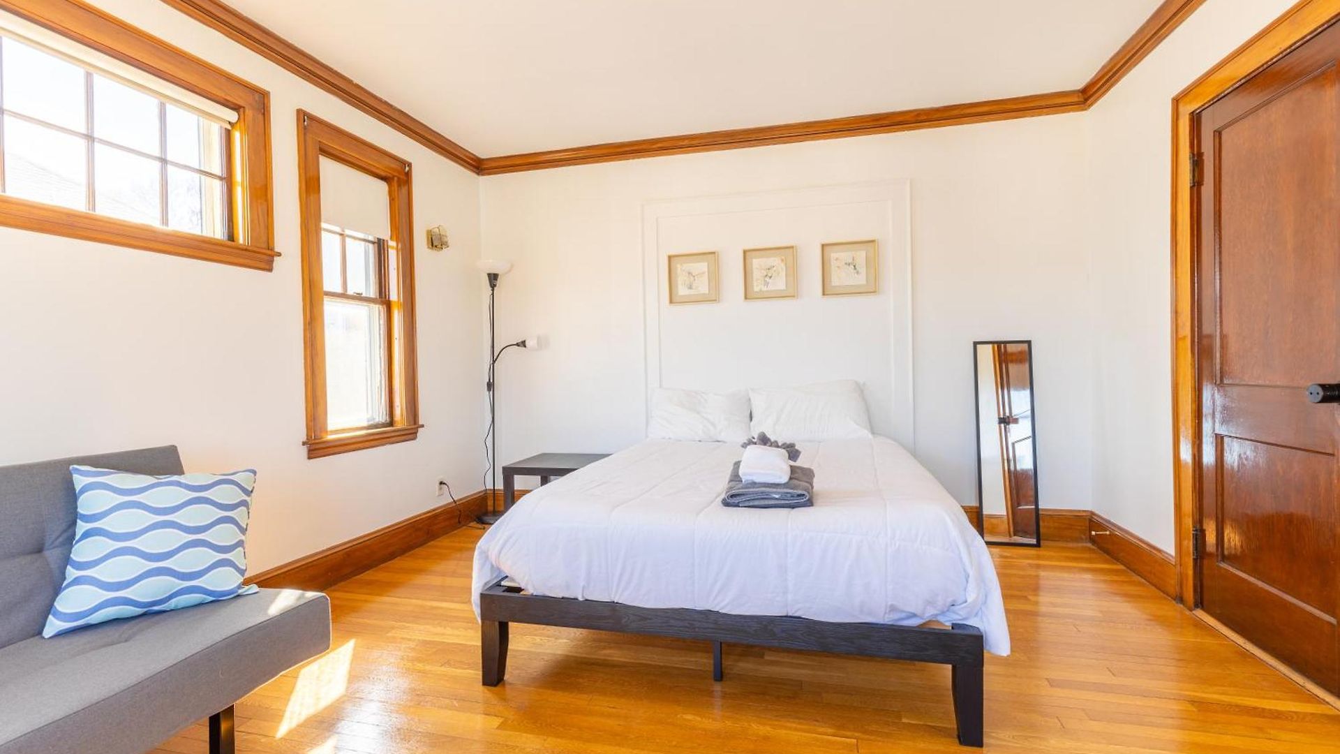 152 Quite & Bright & Spacious In Brighton