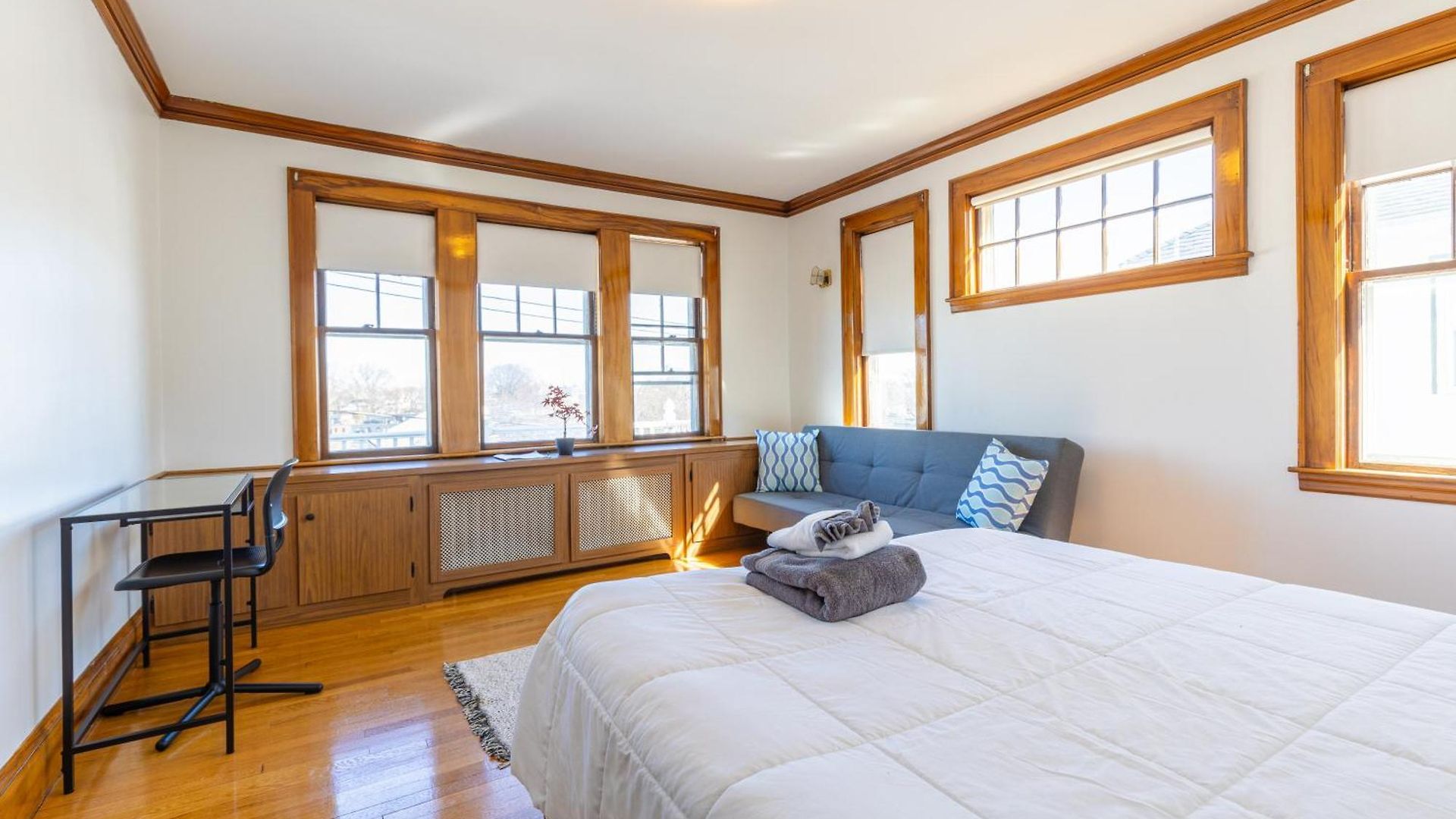 152 Quite & Bright & Spacious In Brighton Homestay