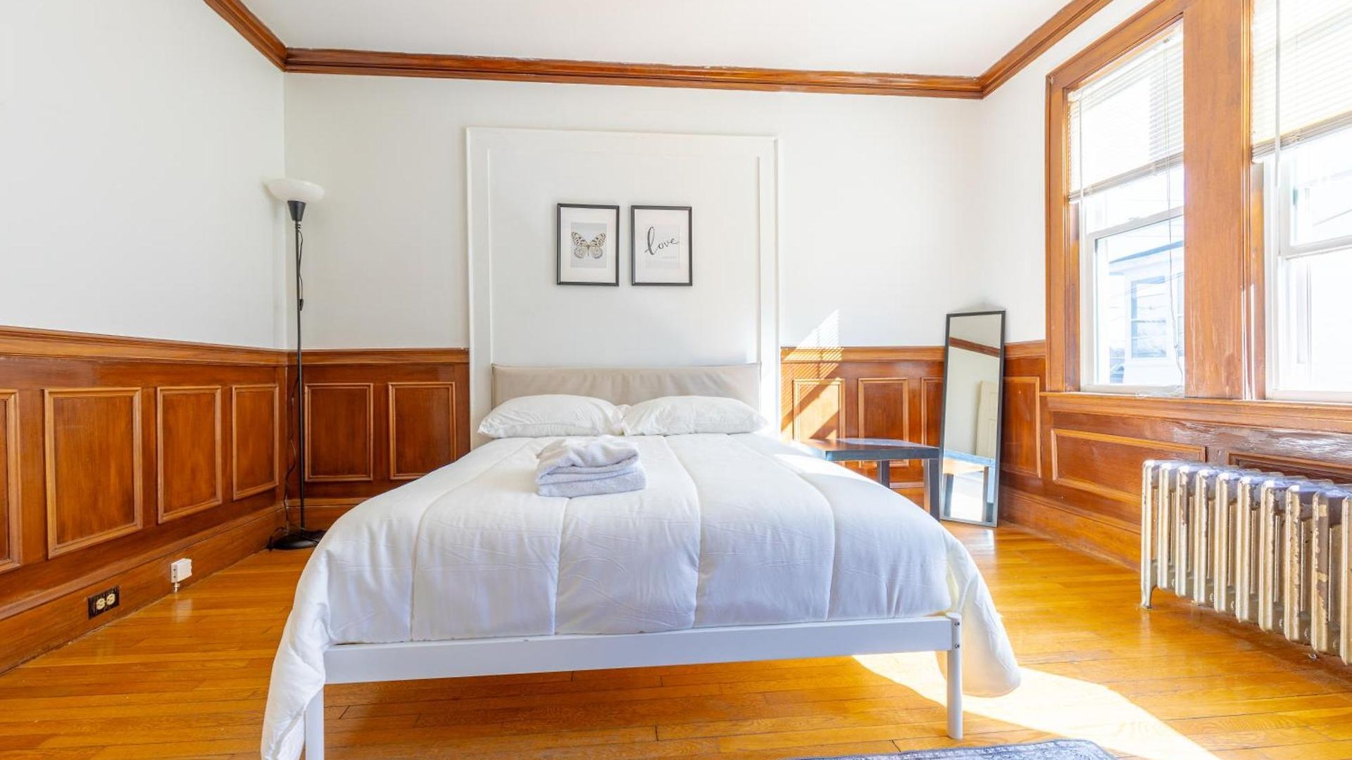 152 Quite & Bright & Spacious In Brighton Boston