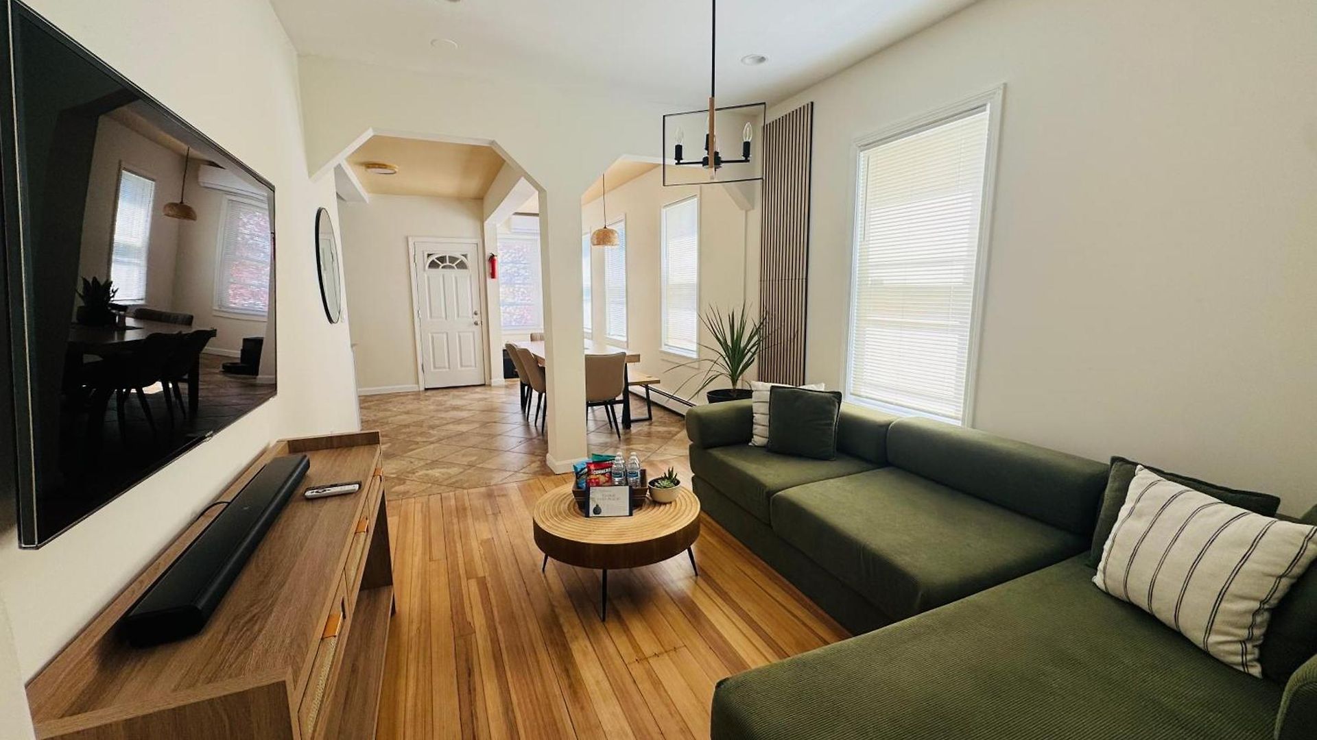 Spacious 3br Near Free Parking Boston