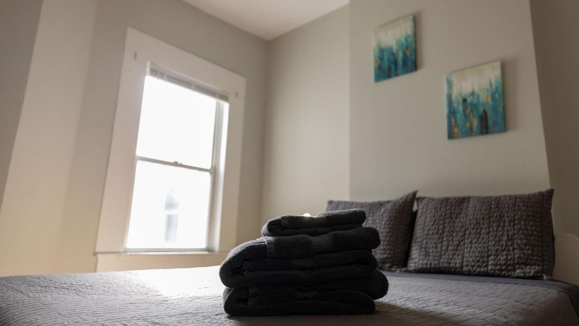 Spacious Retreat, 3br