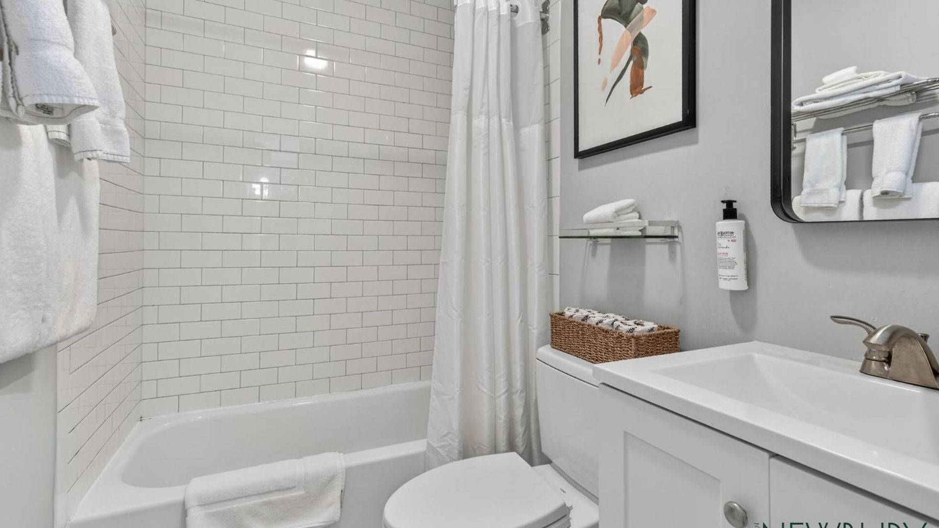 Aparthotel 304 Newbury Street By Thatch 4*