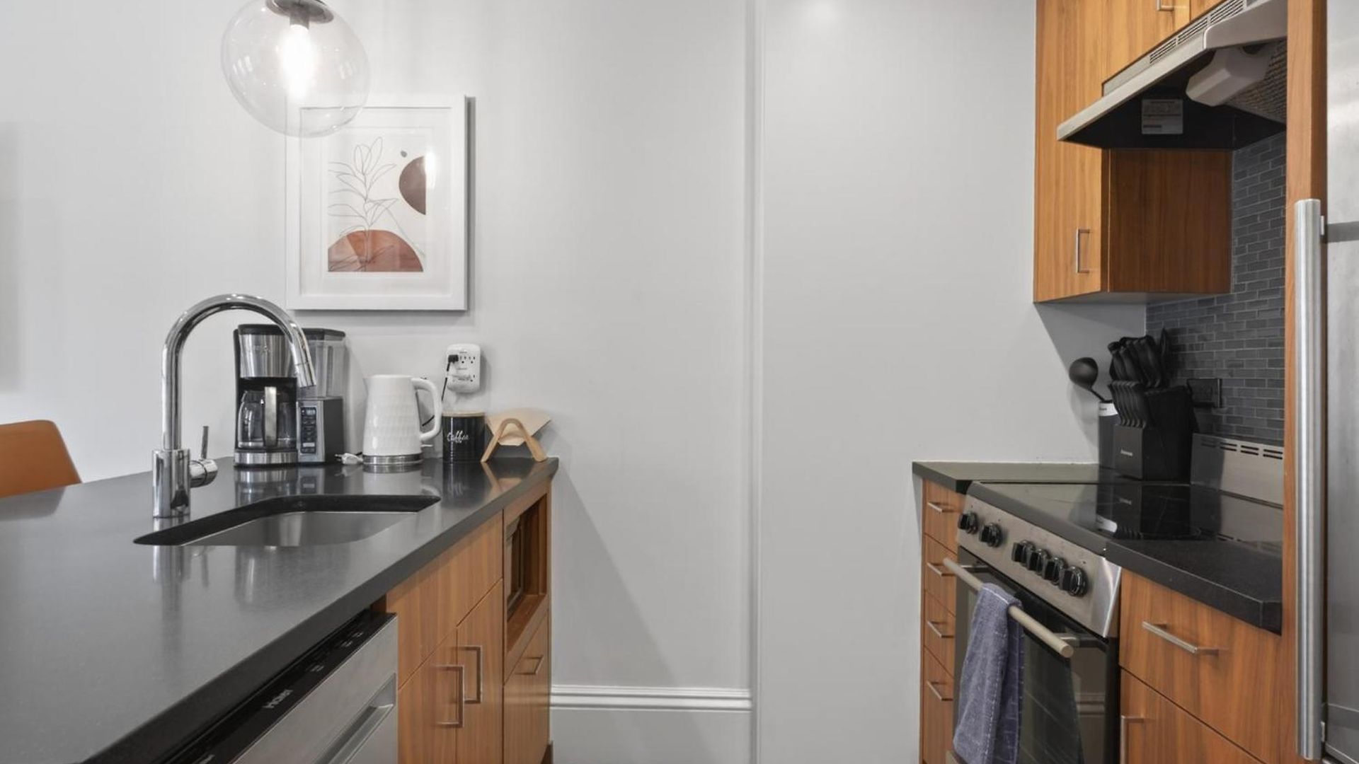 304 Newbury Street By Thatch Aparthotel 4*