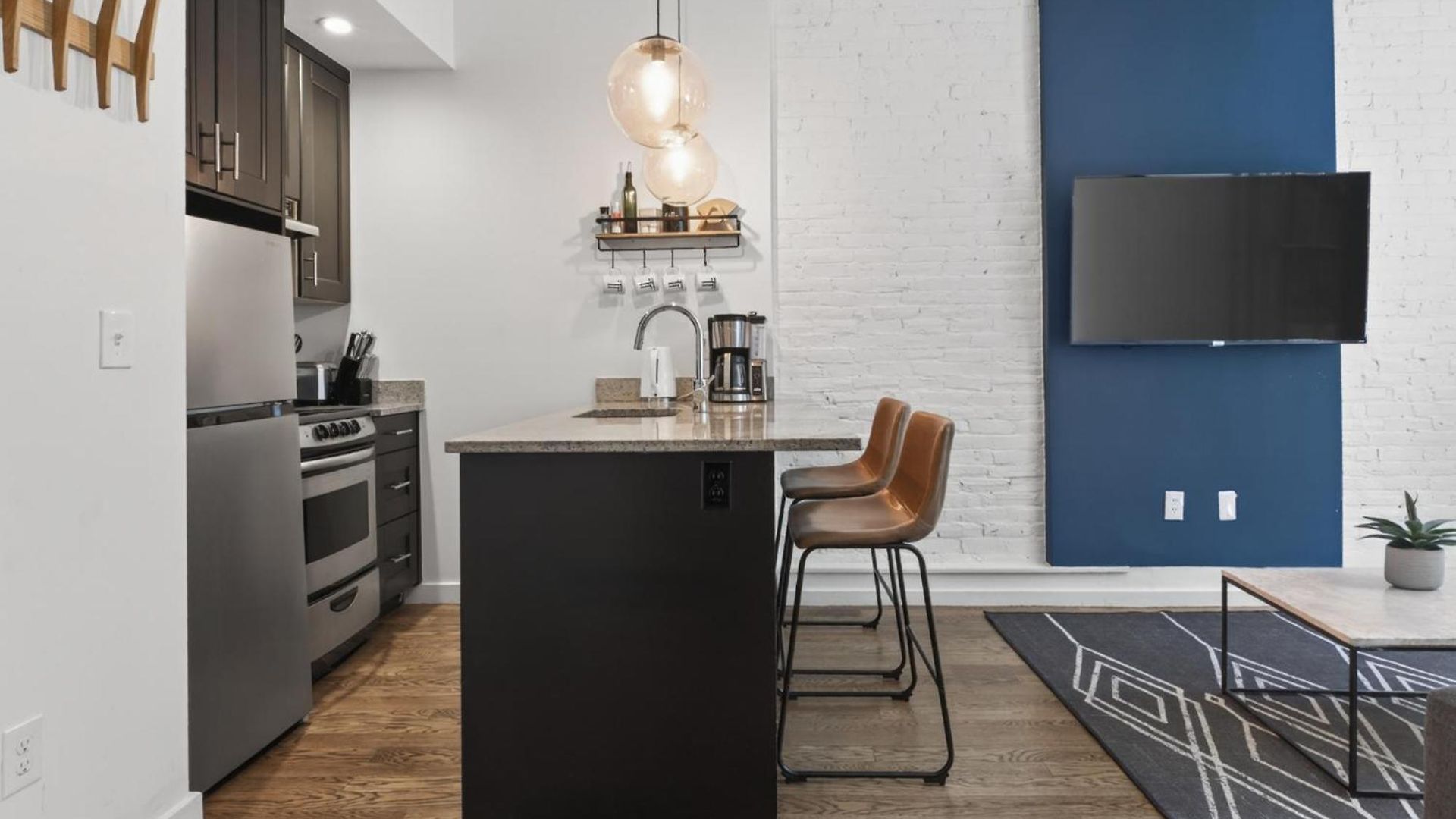 304 Newbury Street By Thatch Boston