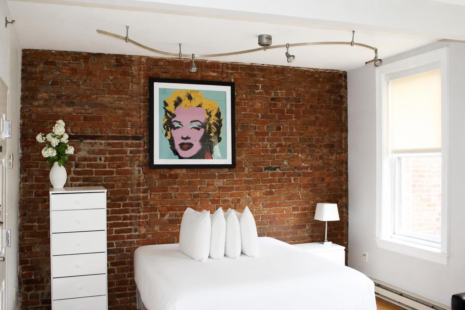 Charming In Brownstone, #6 Apartment