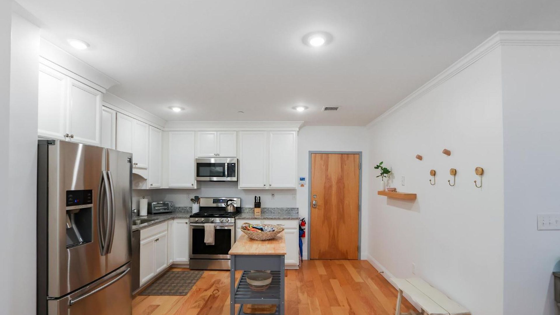 2br2ba South End Gem Steps To Northeastern *