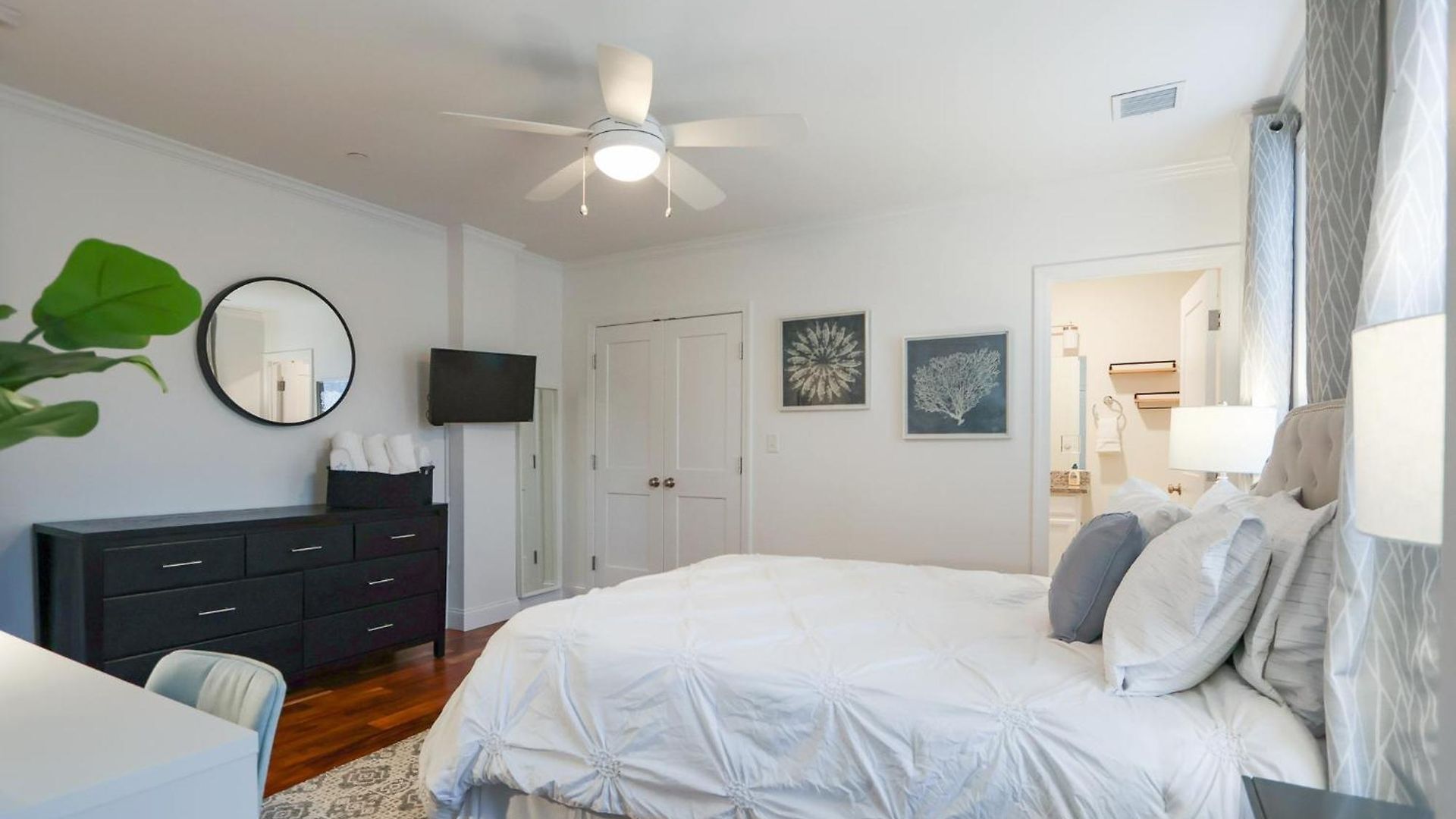 2br2ba South End Gem Steps To Northeastern *