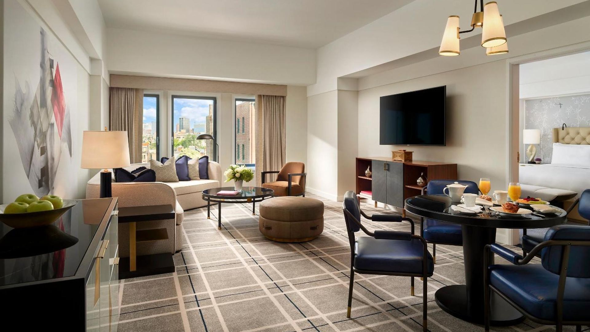 Mandarin Oriental, Hotel