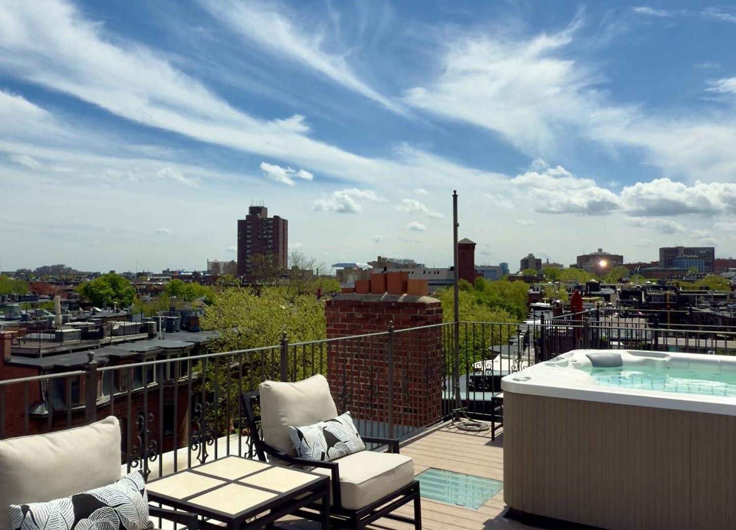 Clarendon Square Bed & Breakfast 4*