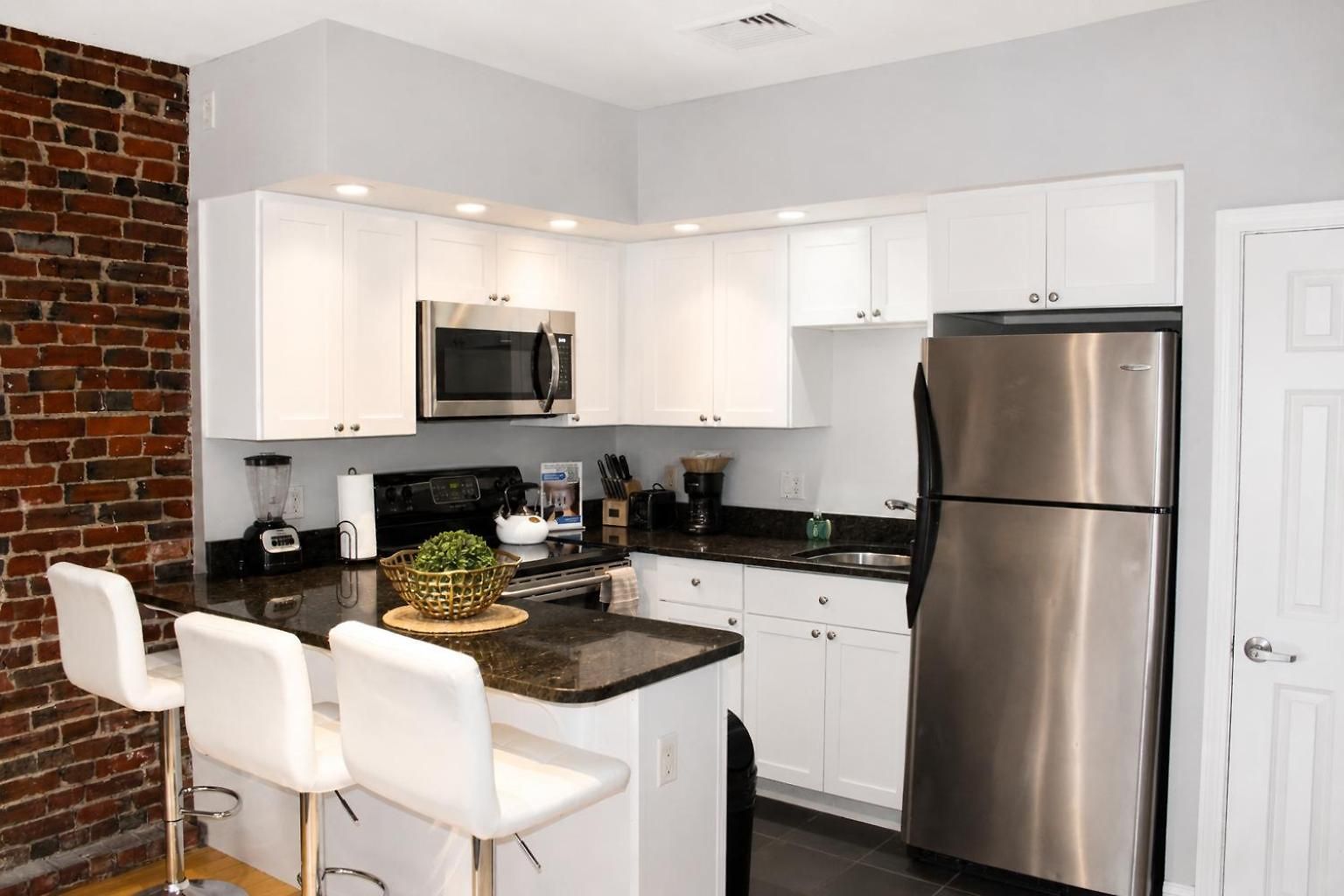 Beautiful 2bedroom In The South End - Ground Level Unit Apartment Boston