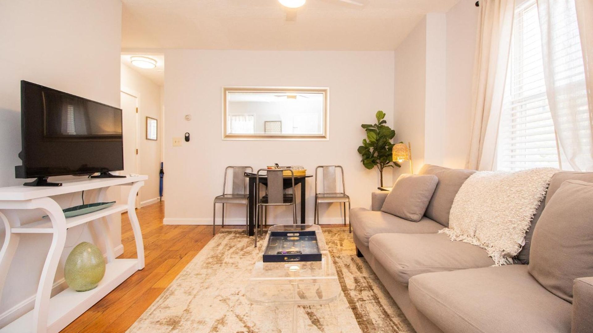 Northeastern,boston Medical,in Unit Laundry,ca Apartment