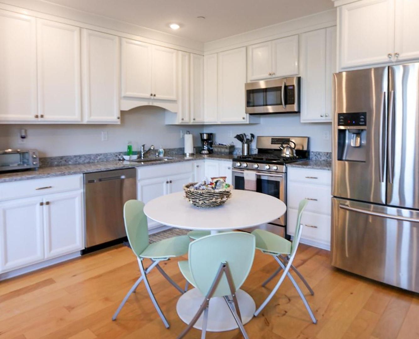 Apartment Upscale South End Walk To Northeastern Boston