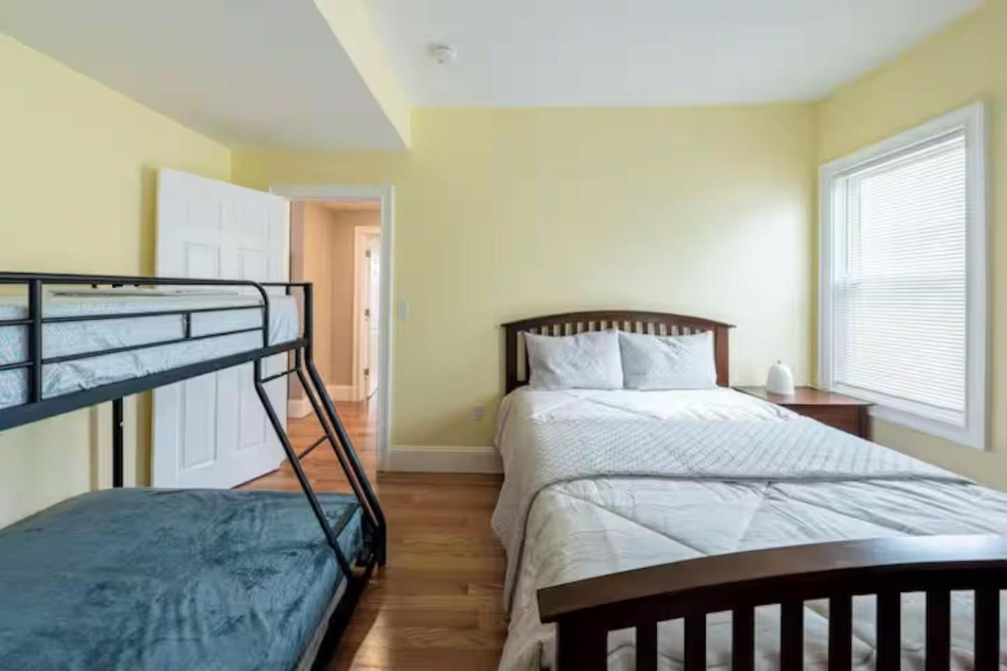 Vibrant 4br - Balcony, Bathtub, Tv Near I-95 & Pet Friendly 903 Apartment