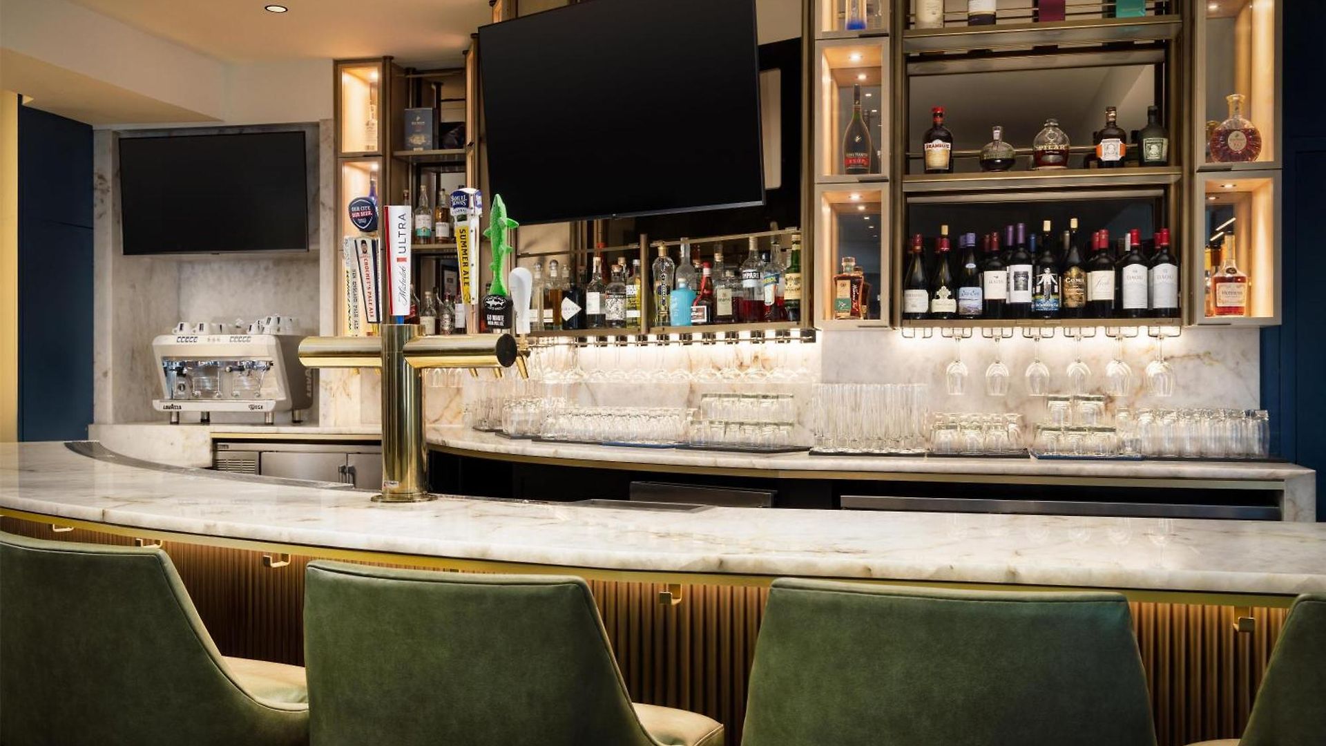Hilton Back Bay Hotel 3*