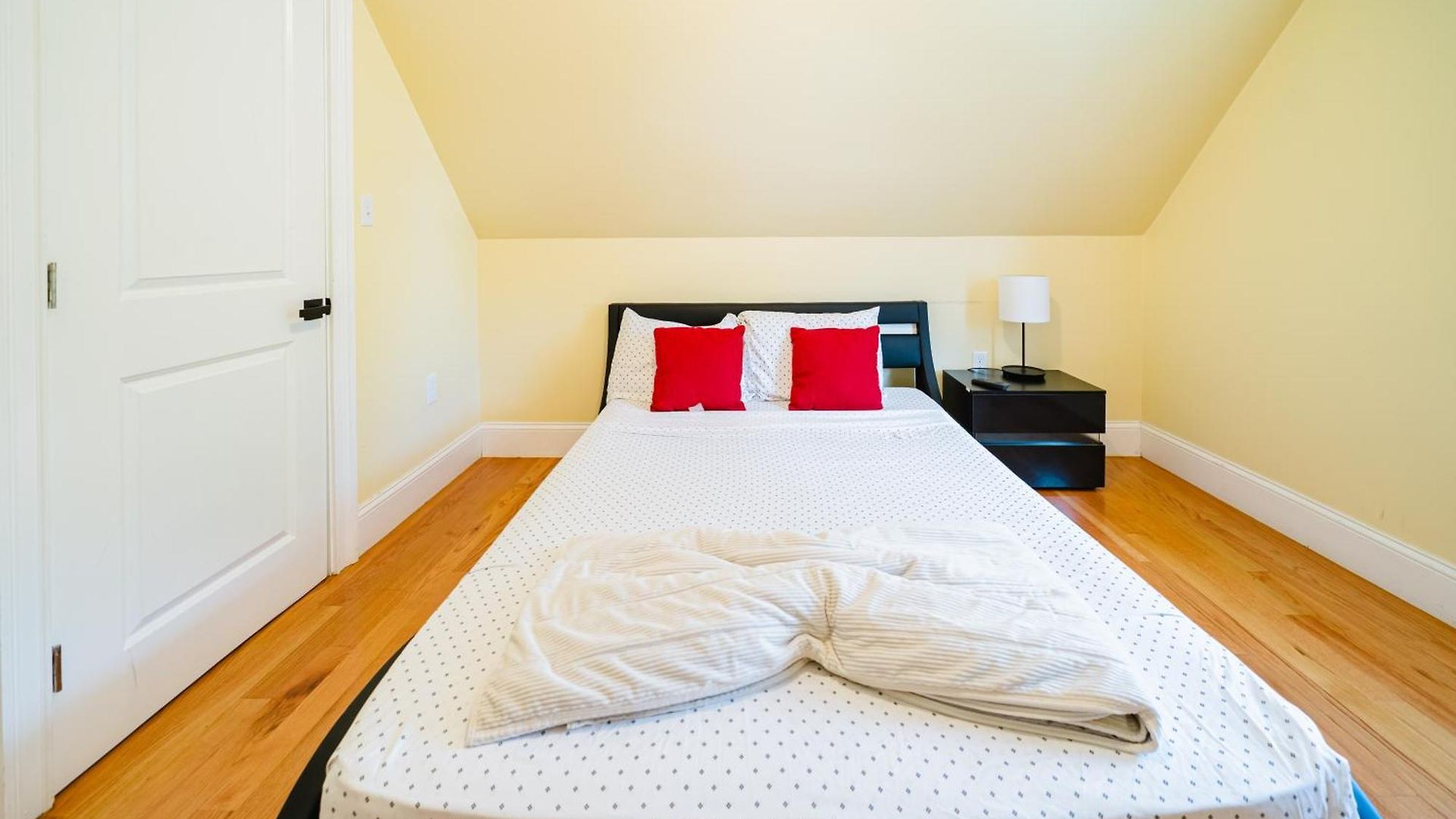 Family-Friendly 4Br Boston Stay Near Franklin Park, Free Parking, Near Mtba 233-3 Apartment *