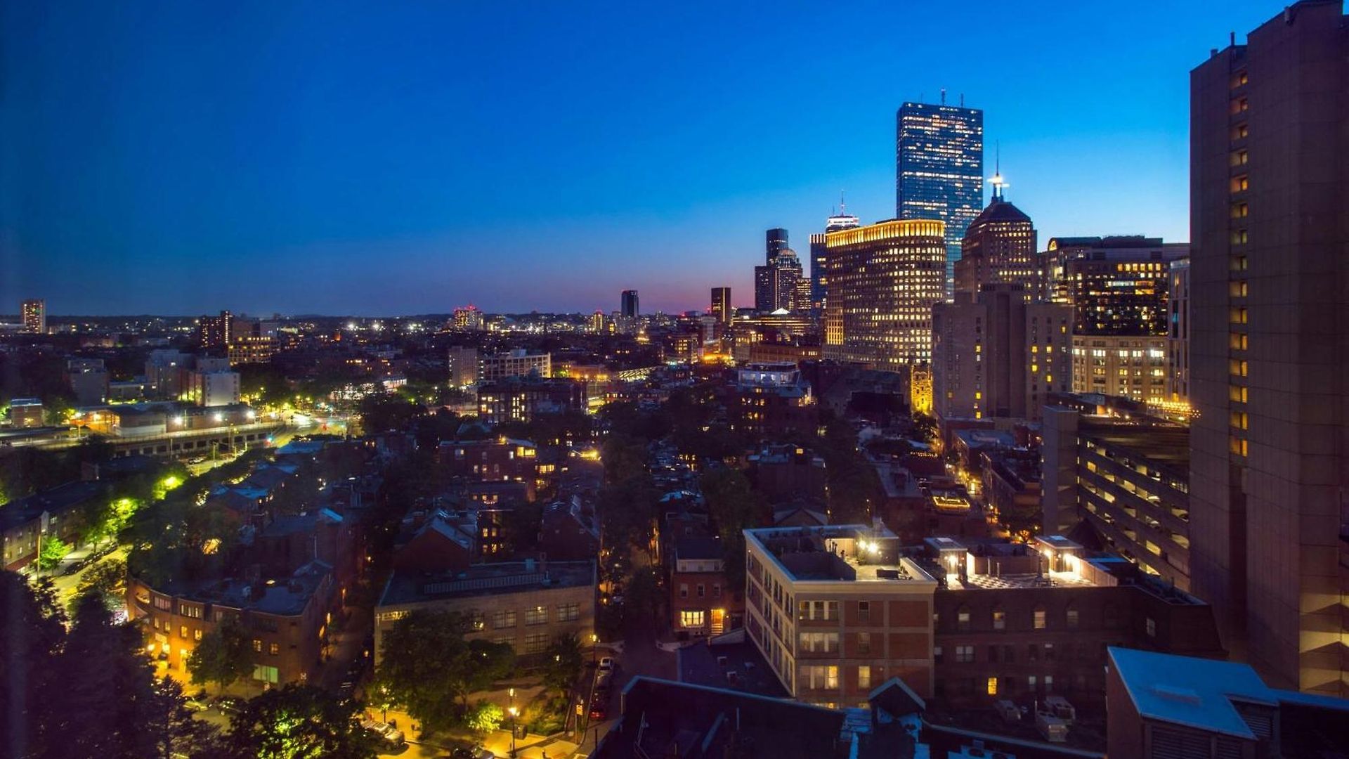 Courtyard By Marriott Downtown Hotel 4*