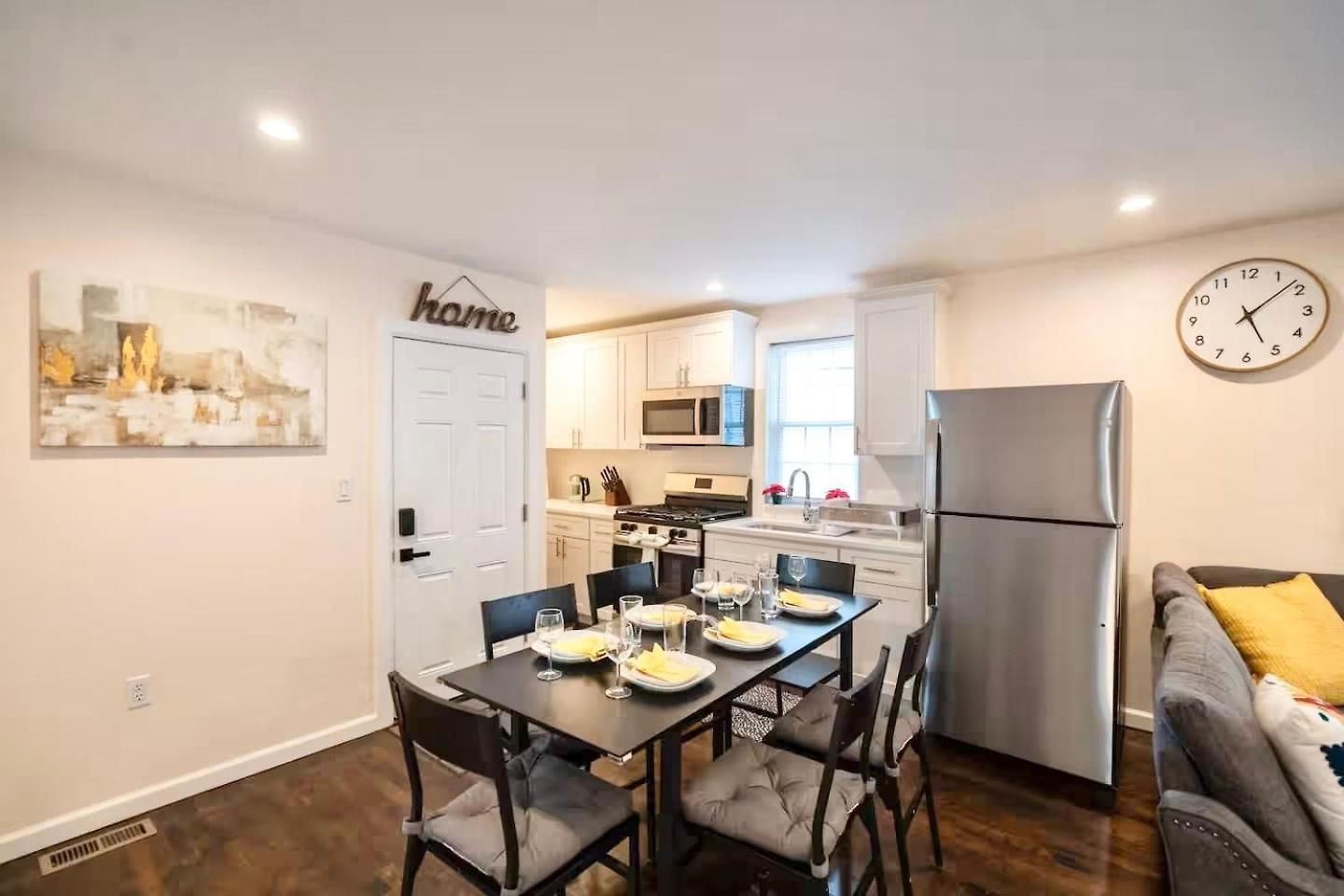 Stylish 4br Boston, Pet-friendly Near Savin Hill, I-93 & Red Line 30-1 *